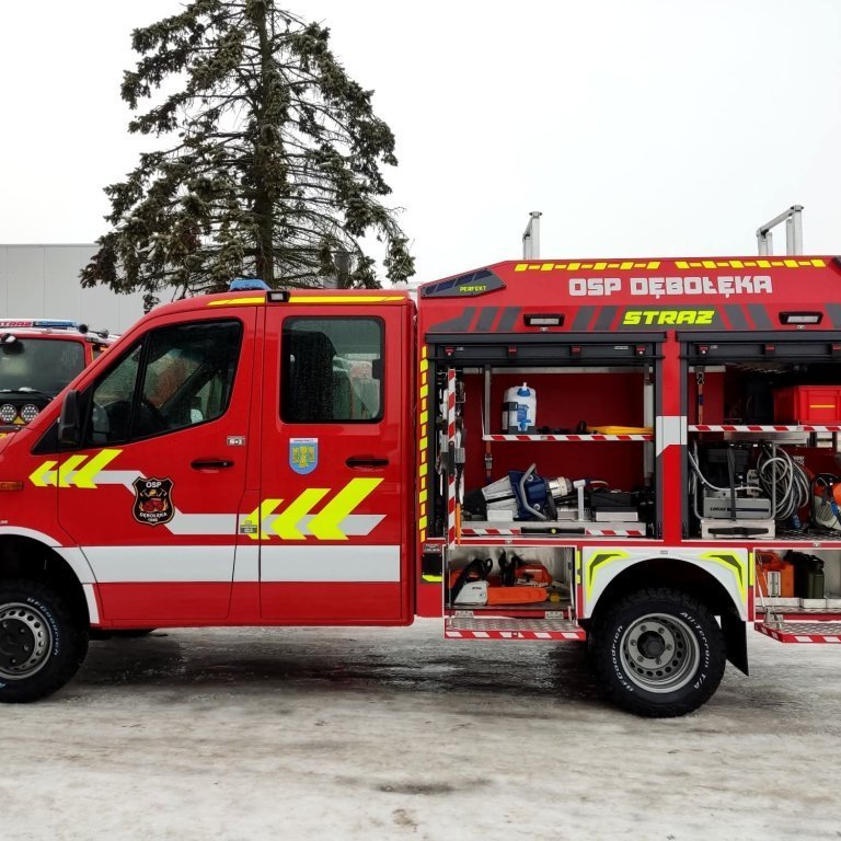 Undanfaraslökkvi og björgunarbifreiðar á ýmsum gerðum undirvagna.