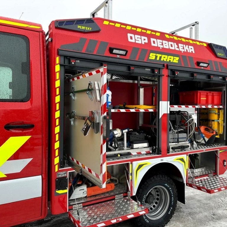 Undanfaraslökkvi og björgunarbifreiðar á ýmsum gerðum undirvagna.