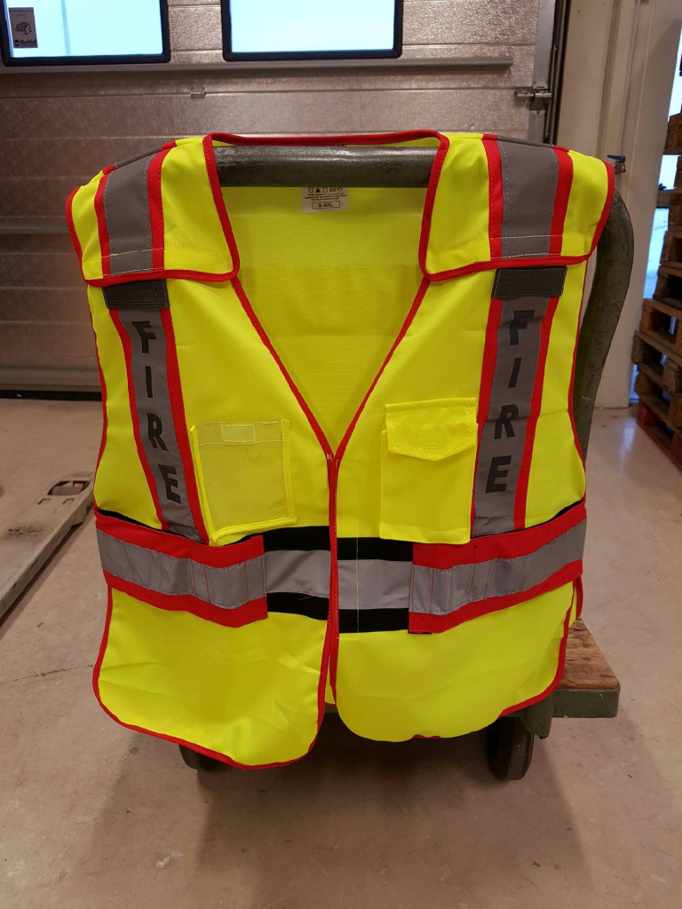 Fire endurskinsvesti