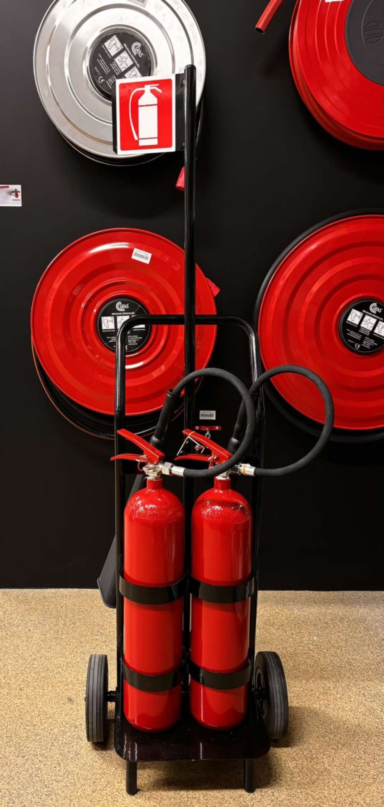 Vagn fyrir tvö 5 kg kolsýrutæki