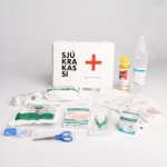 Sjúkrakassi á vegg 